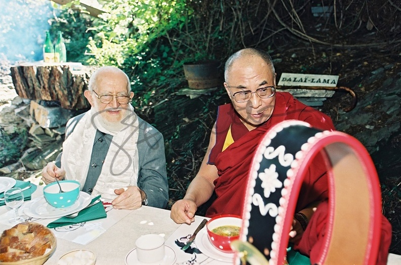 Abbé Pierre & Dalai Lama (185)