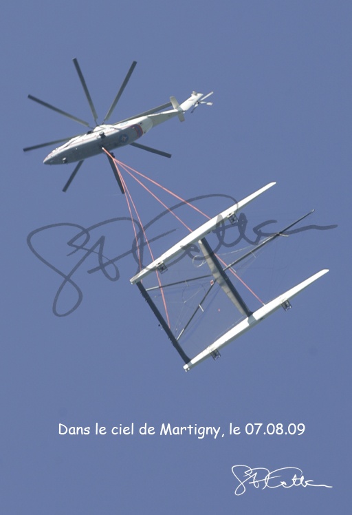 Alinghi 5 dans le ciel de Martigny le 07.08.2009