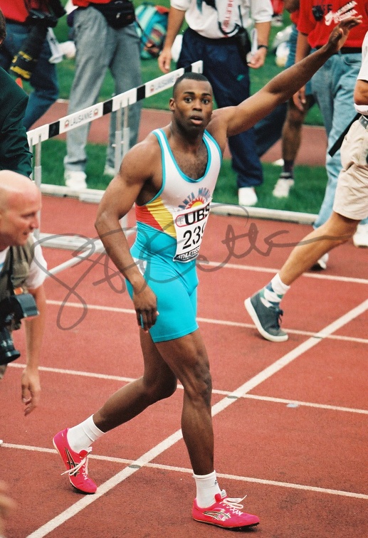 Leroy Burrell record du monde 100m en 9s85 athletissima Lausanne 1994