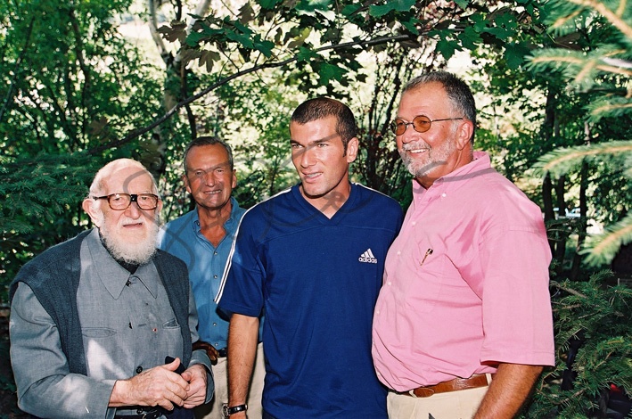 abbe pierre & zidane (342).jpg