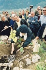 Abbé Pierre & Henri Dés (166)